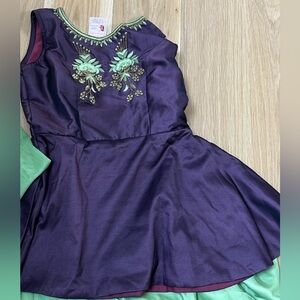 2 piece Women’s Indian outfit